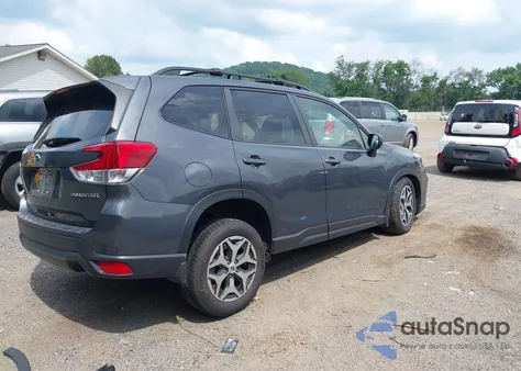 2021 Subaru Forester Premium z USA, uszkodzony, nr VIN JF2SKAFC5MH546473